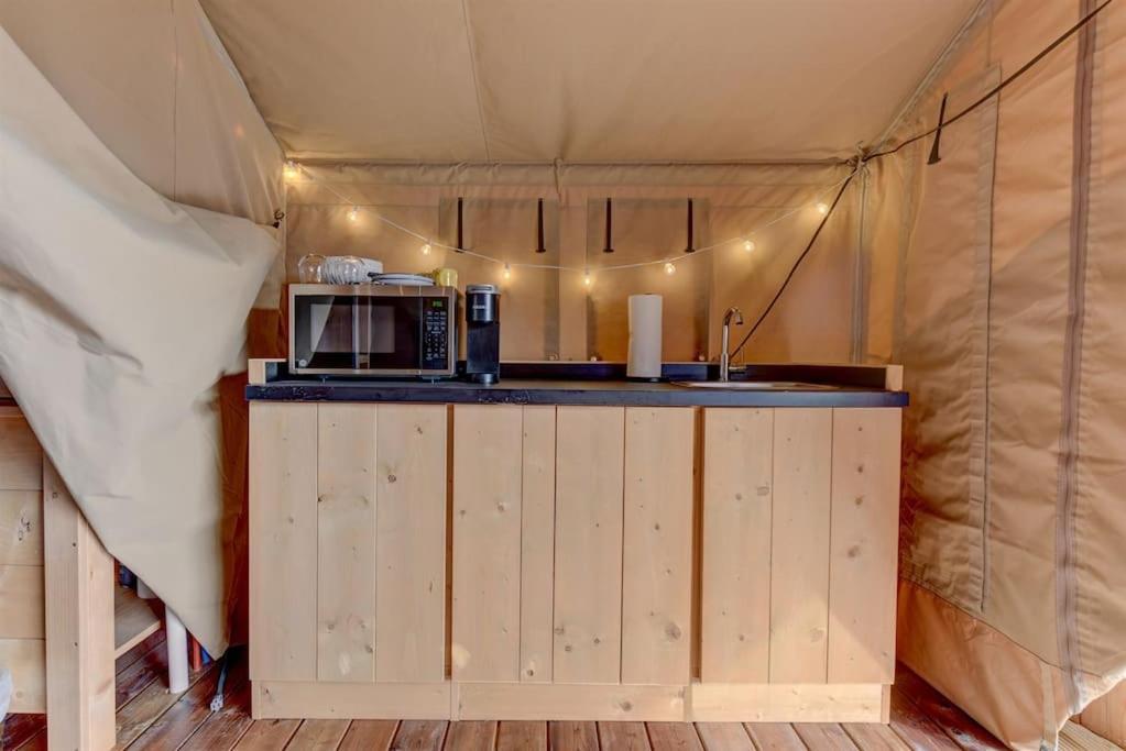 Hotel 12 Fires Luxury Glamping With Heating #3 Johnson City Exteriér fotografie