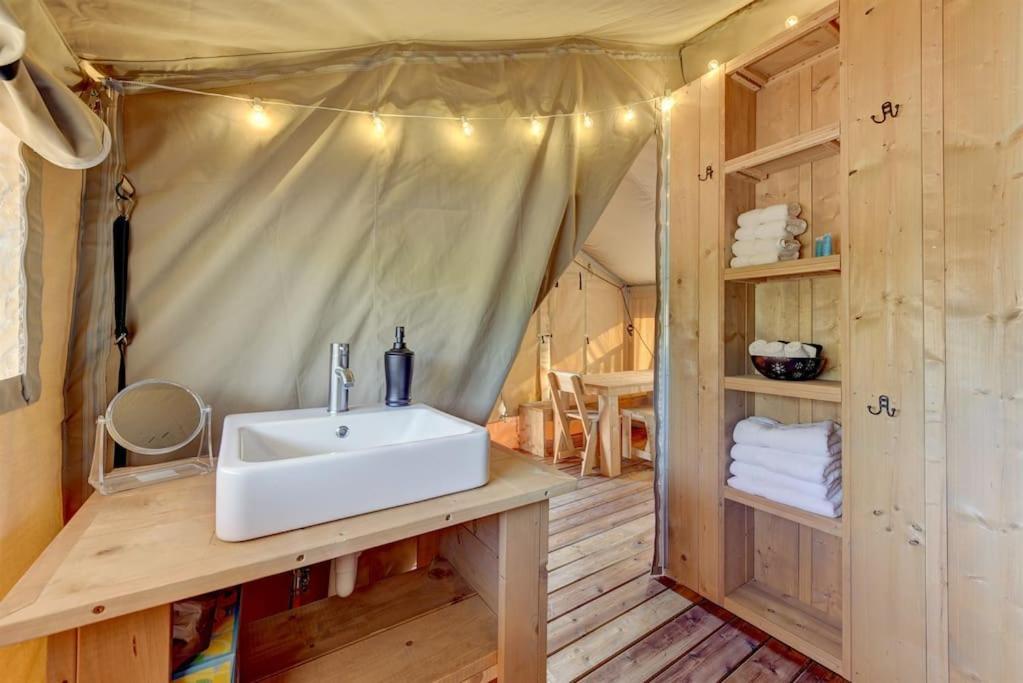 Hotel 12 Fires Luxury Glamping With Heating #3 Johnson City Exteriér fotografie